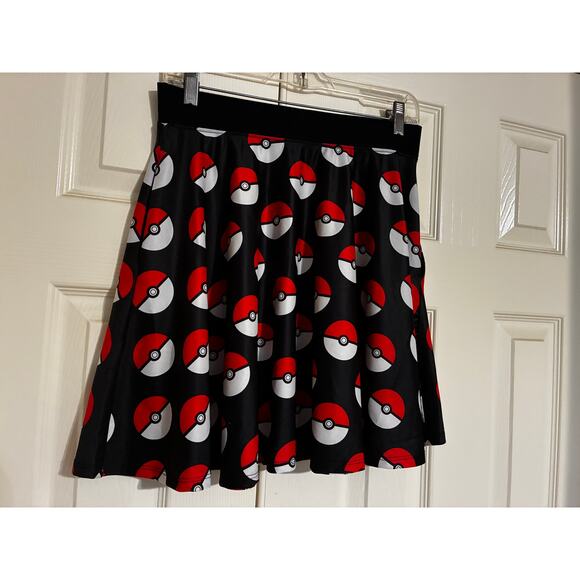 Pokemon Black Pokeball Flare Skirt Size Med WITH POCKETS - Picture 4 of 4